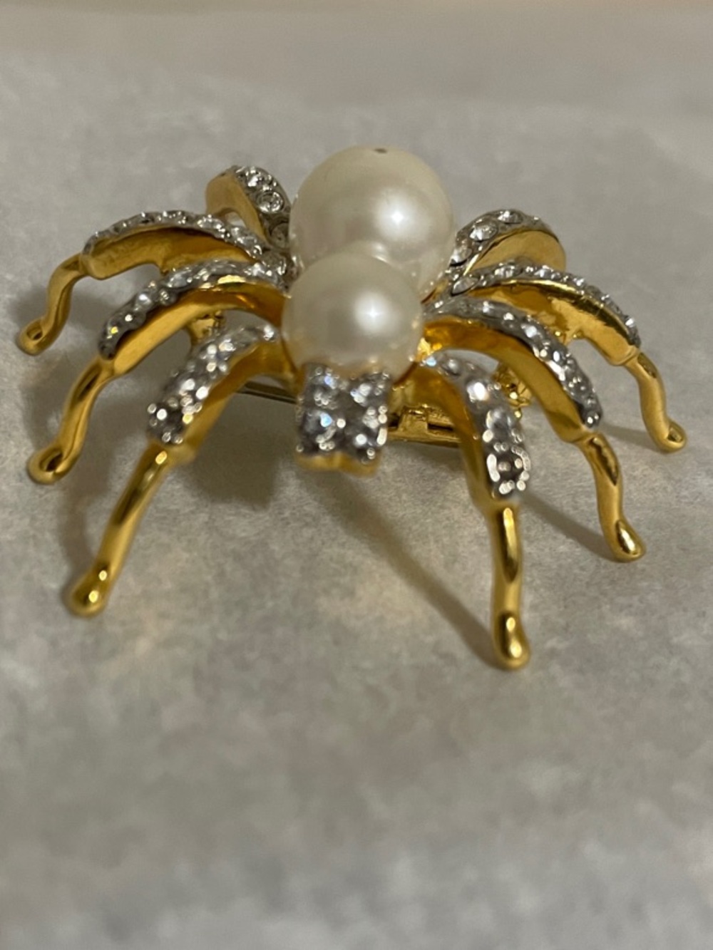 Butler Pearl & Rhinestone Spider Brooch in Gold Tone